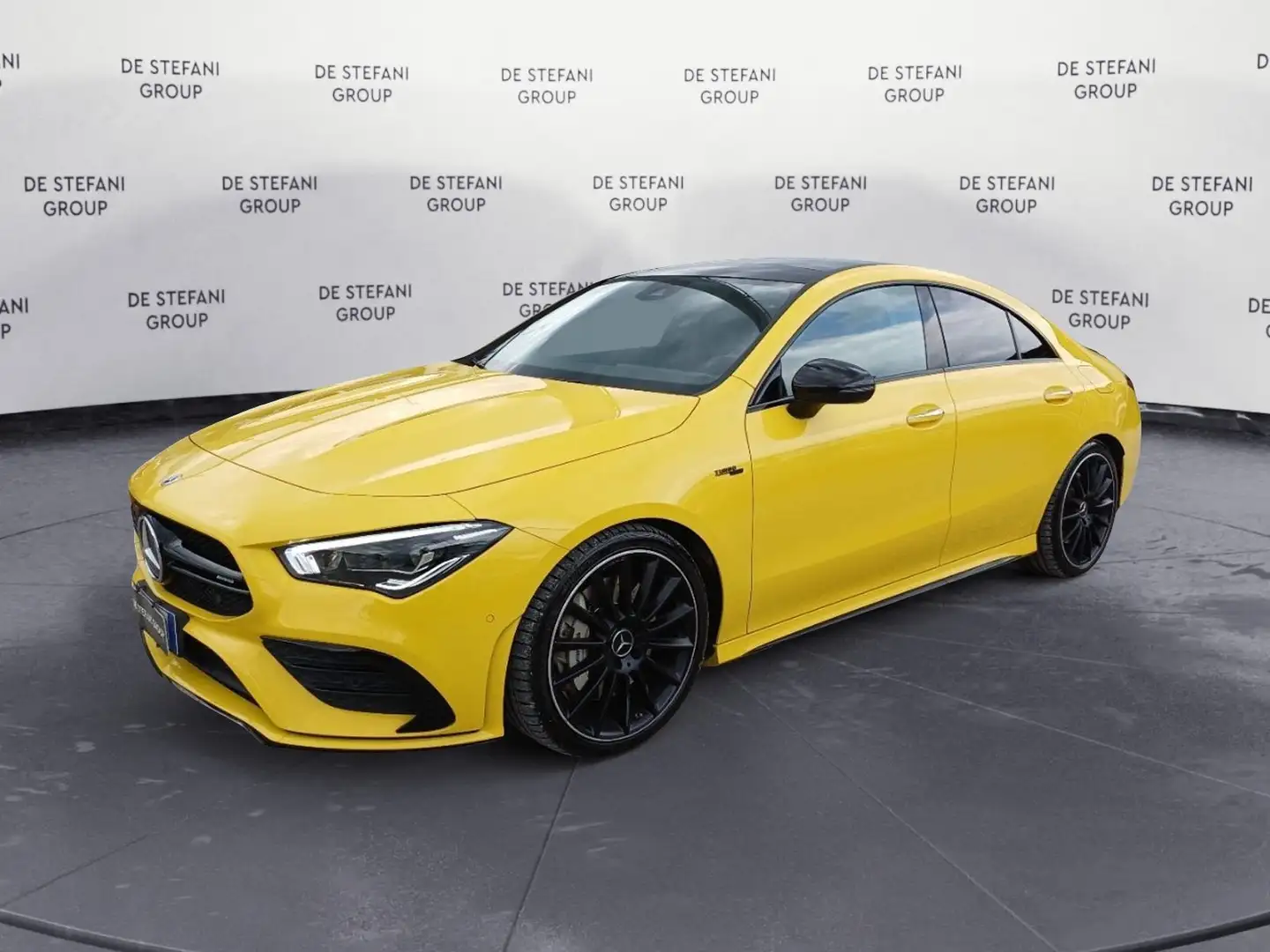 Mercedes-Benz CLA 35 AMG CLA 35 AMG 4Matic Night Package II Amarillo - 1