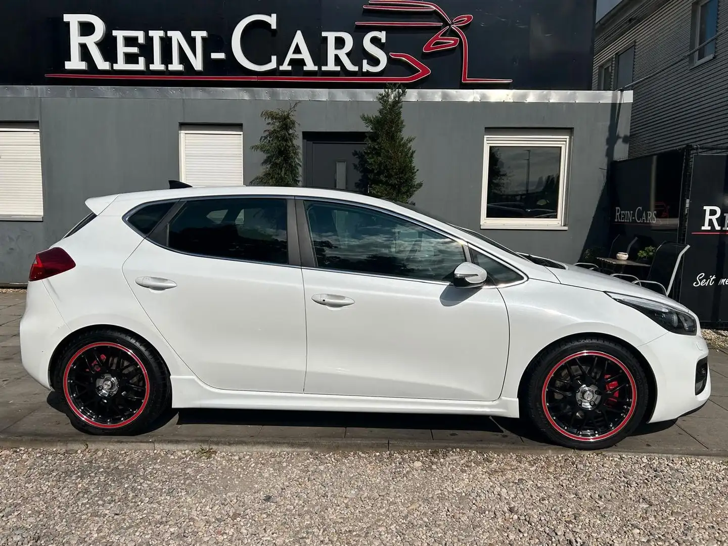 Kia Ceed 1.6 GT-Track/204PS/PANO/KAM/XENON/NAVI/VOLL Weiß - 2