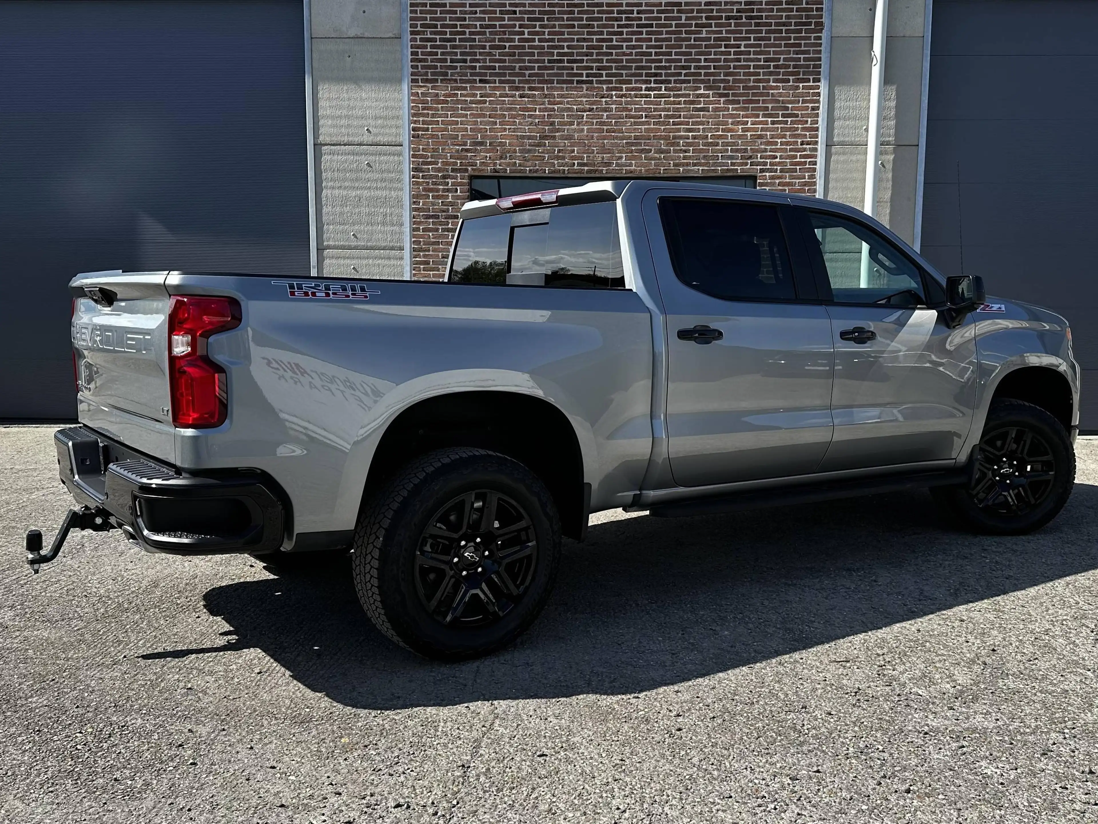 Chevrolet Silverado Trail Boss Crew Cab 6.2 L - V8 €59.900 ,-excl btw — photo 3