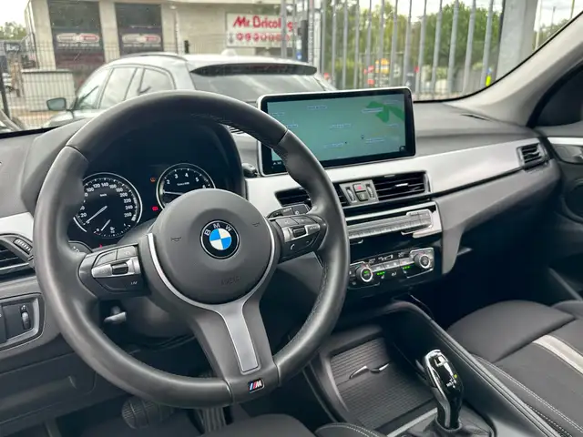 BMW X1 view 8