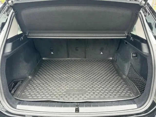 BMW X1 view 24