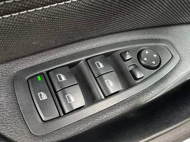 BMW X1 view 16