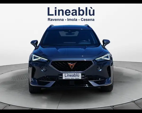 Cupra Formentor view 8