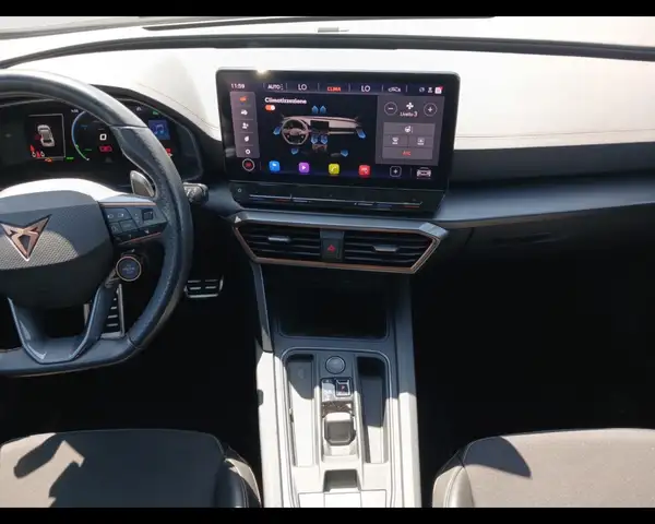 Cupra Formentor view 11