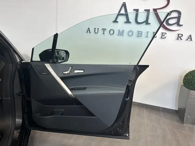 BMW Ix view 7