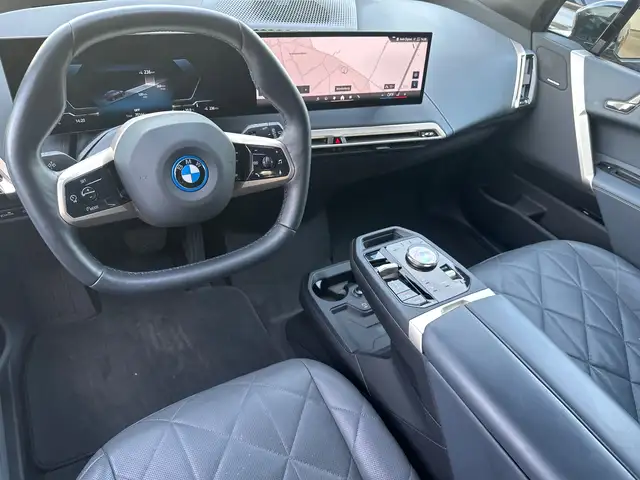 BMW Ix view 13