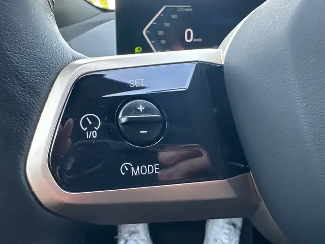 BMW Ix view 18