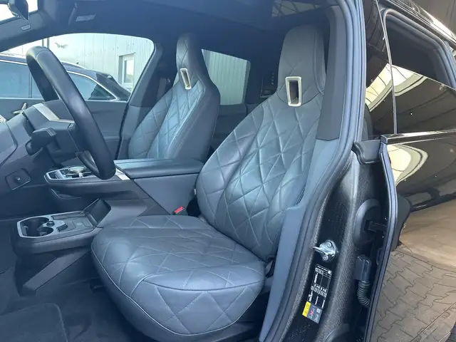 BMW Ix view 14