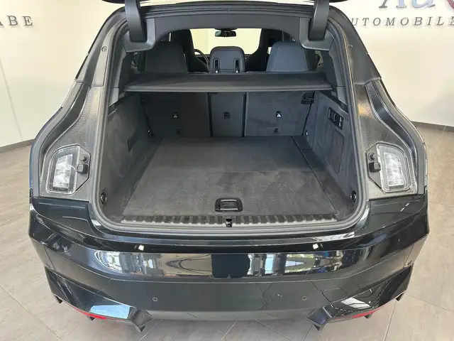BMW Ix view 8