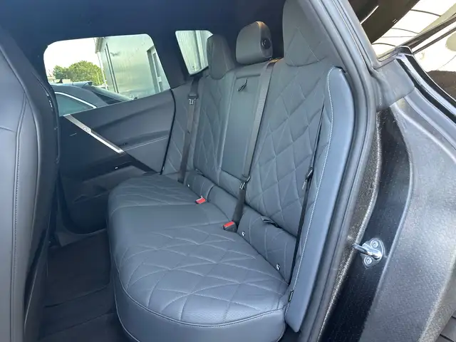 BMW Ix view 16