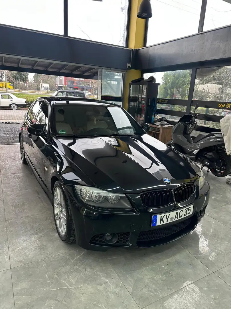 BMW 330 330d xDrive DPF Aut. - 1