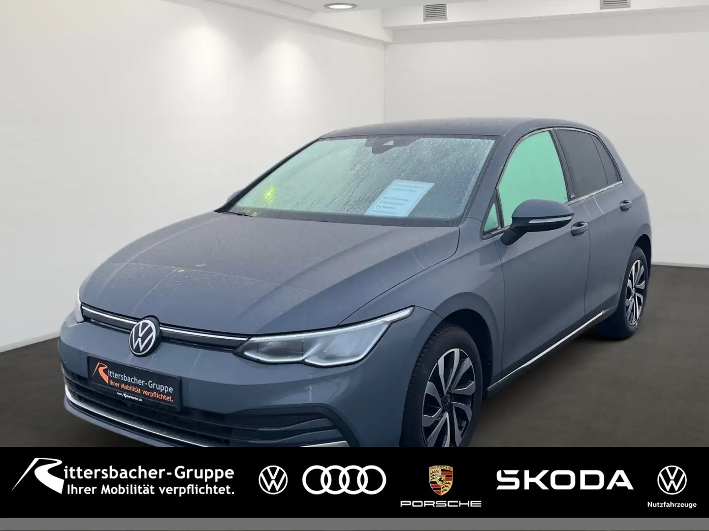 Volkswagen Golf VIII 1.0 TSI Life Active Grau - 1
