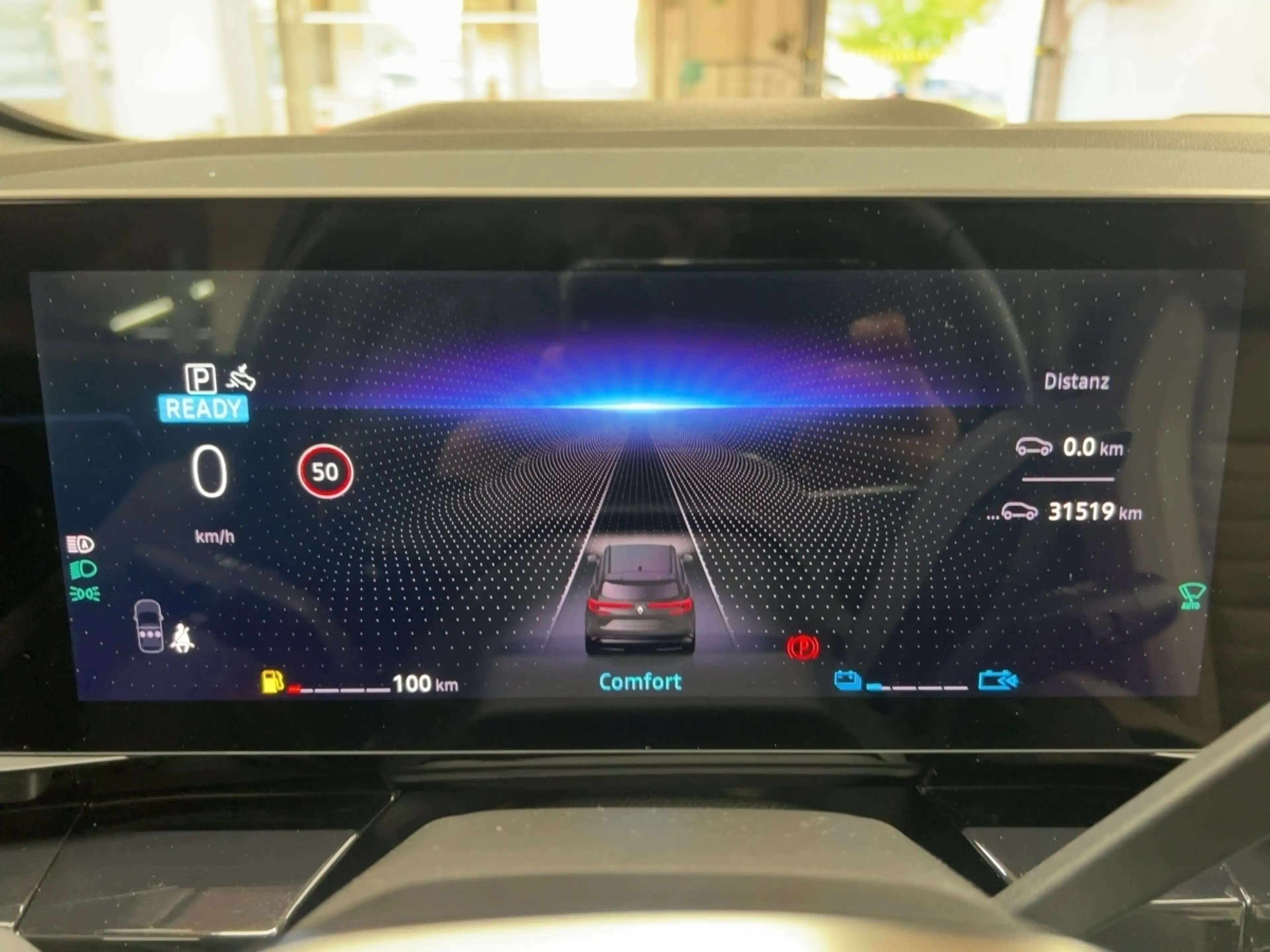 Renault Espace ICONIC E-TECH FULL HYBRID 200 PANORAMADACH — photo 13