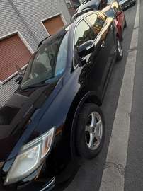 SUV