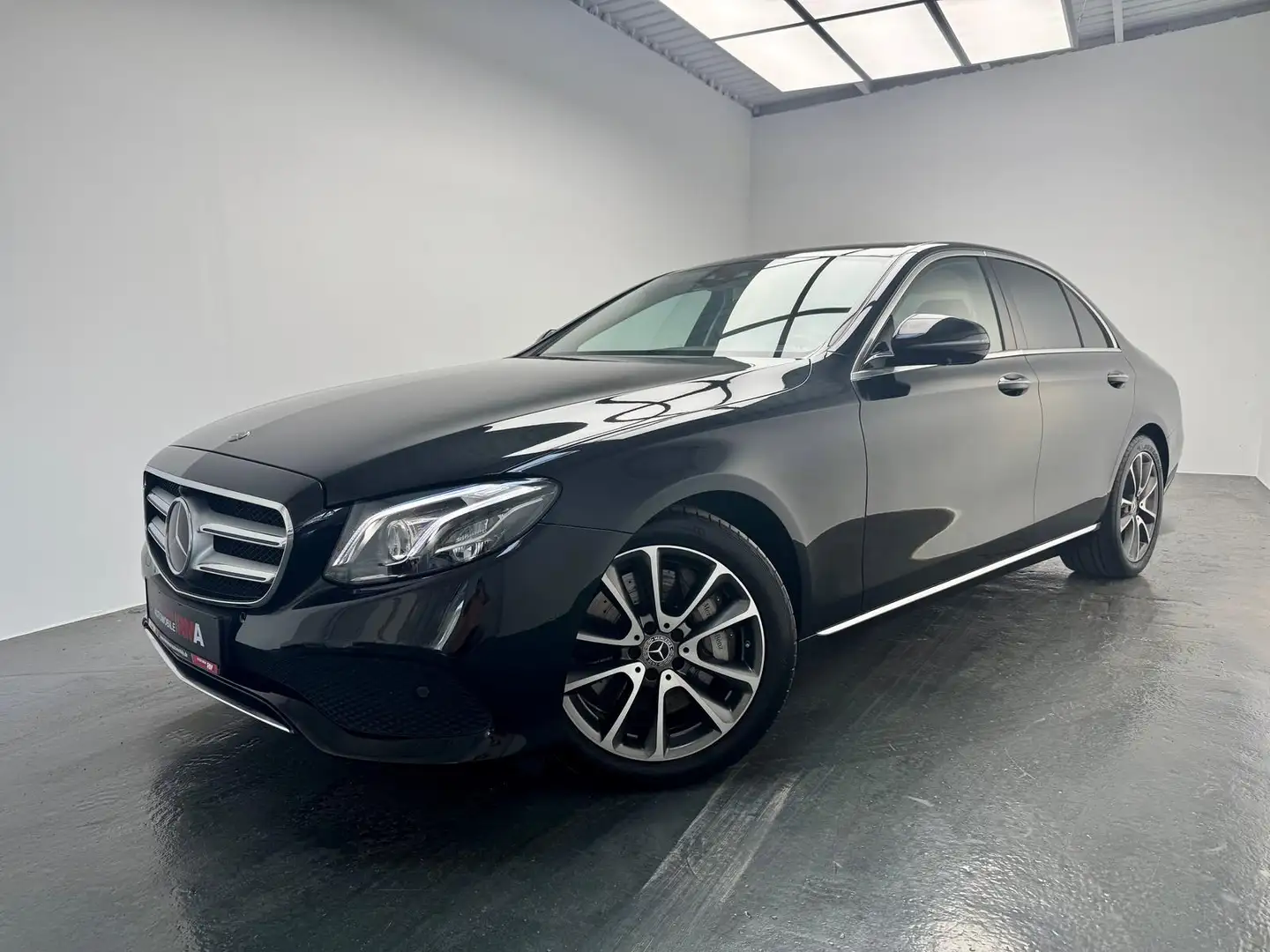 Mercedes-Benz E 350 3.0+LED+360°.+VIRTUELL+MEMORY+ACC+KEYLESS+ Schwarz - 1
