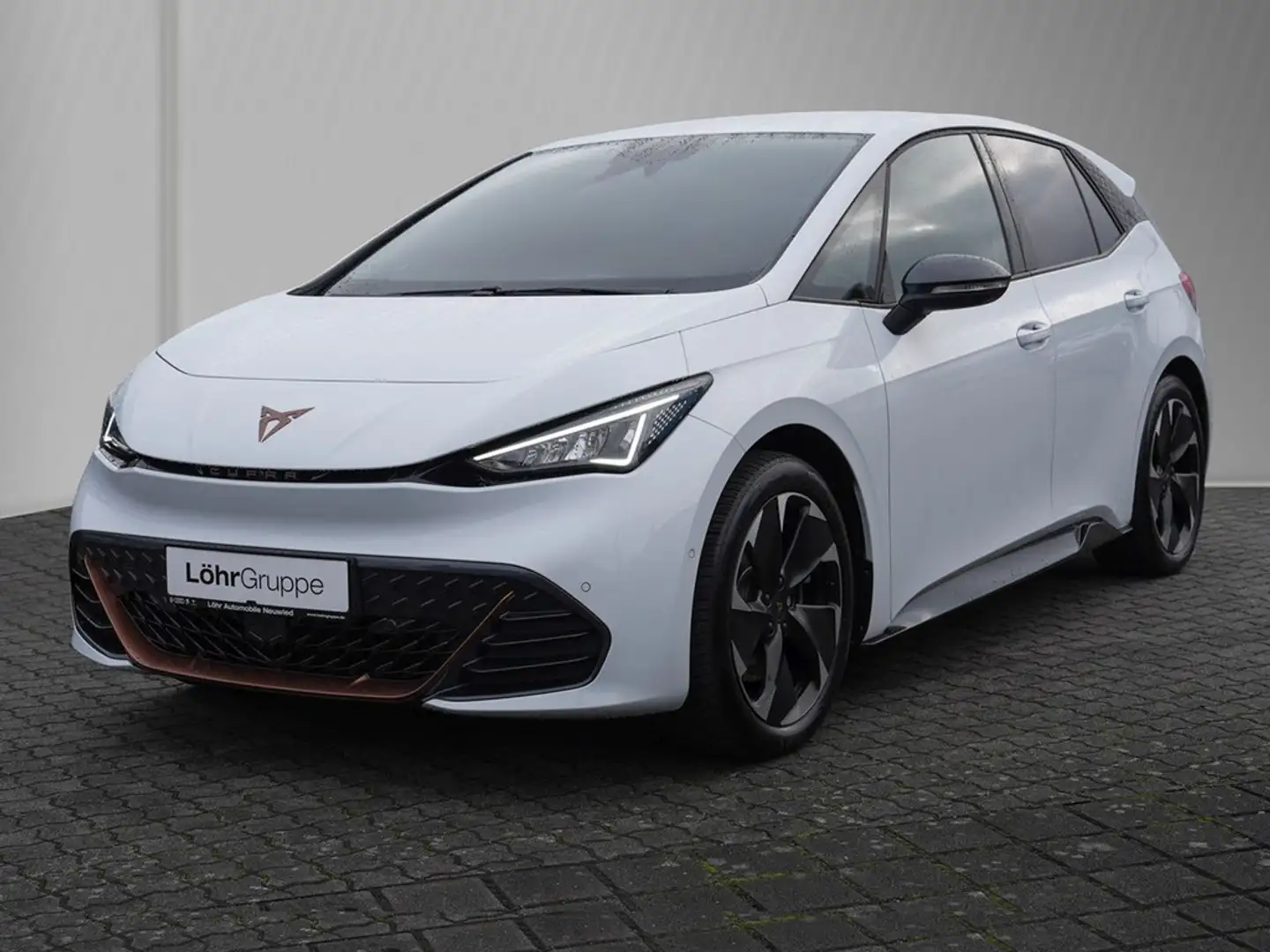 CUPRA Born 170KW/82 KWh /Navi/LED/RFK/Full-Link/ACC Weiß - 2