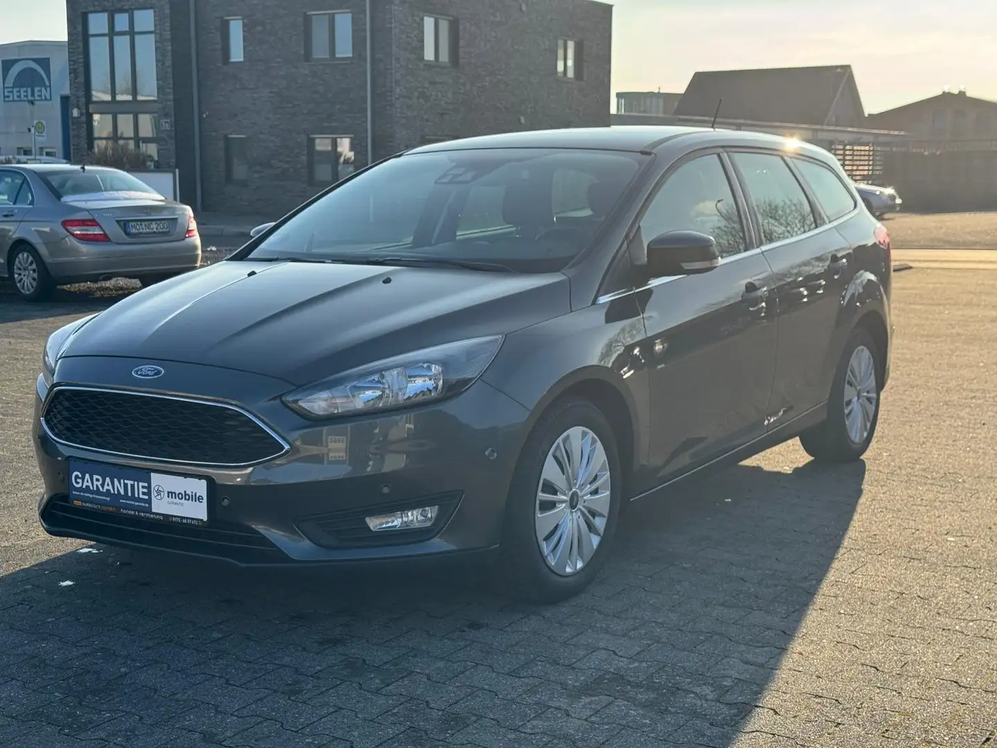 Ford Focus Cool|AUTOMATIK|GARANTIE|NAVI|PDC Gris - 1