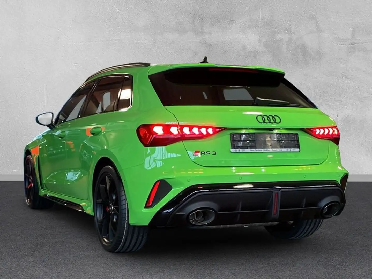 Audi RS RS 3 Sportback TFSI quattro S tronic Sonos Grün - 2