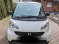 smart forTwo smart forTwo Weiß - thumbnail 1