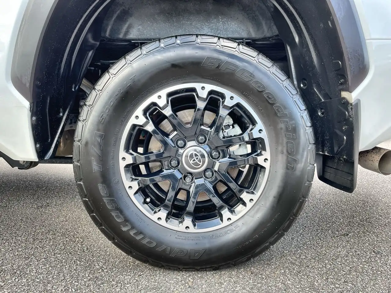 Toyota Tundra photo Toyota Tundra