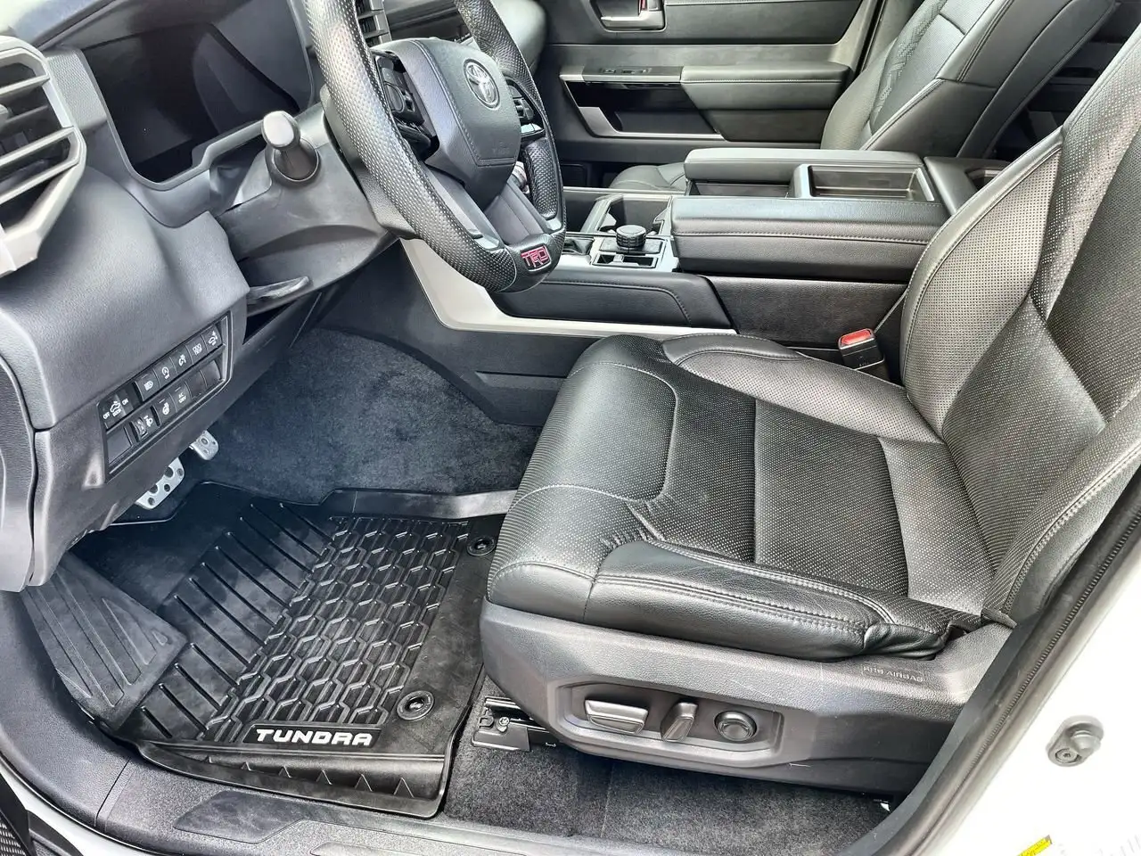 Toyota Tundra photo Toyota Tundra