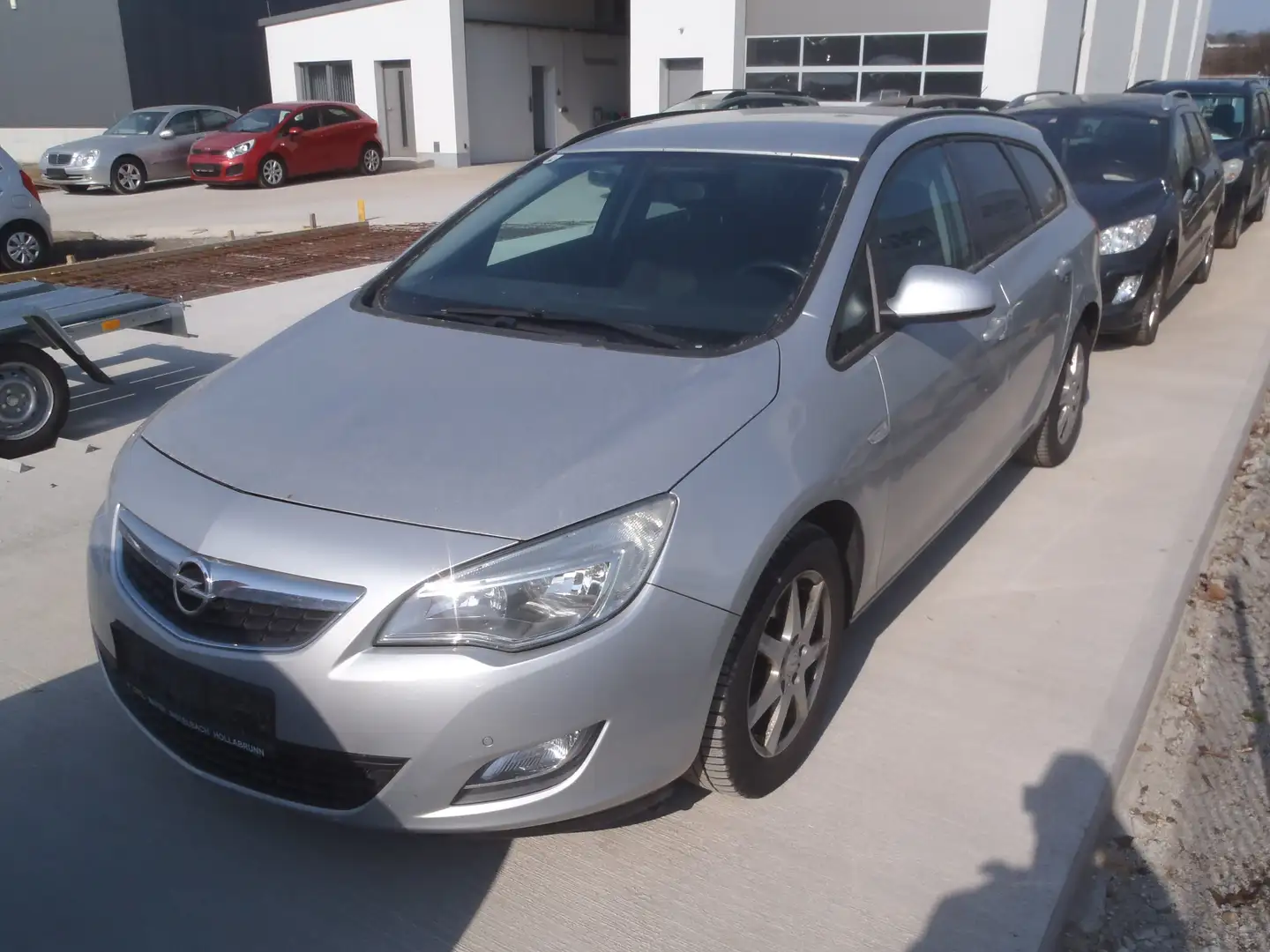 Opel Astra Astra ST 1,7 Ecotec CDTI Edition 30  Sports Tourer Grau - 2