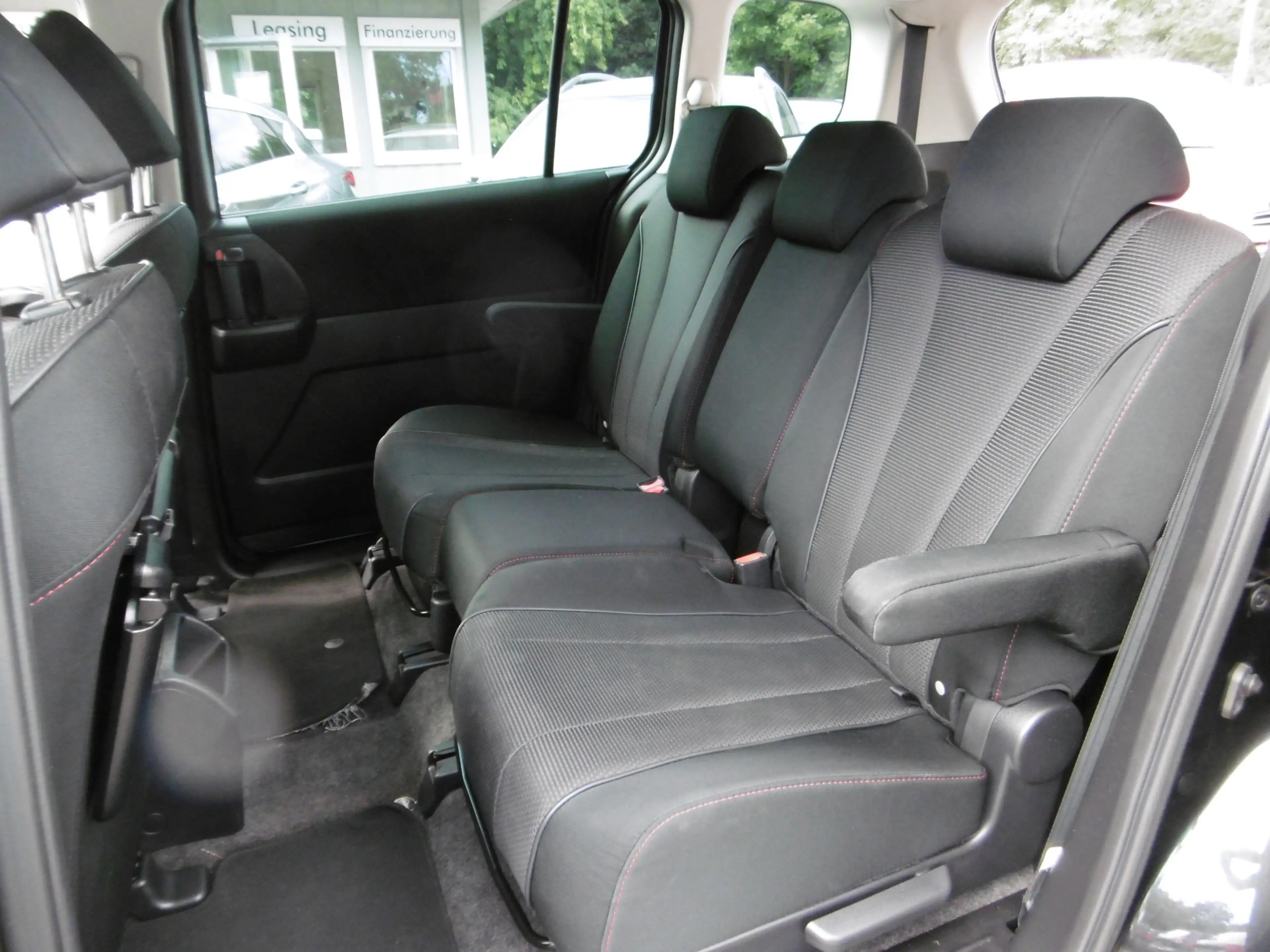 Mazda 5 Kenko 2.0 Automatik. 7-Sitzer Tempomat PDC — photo 5