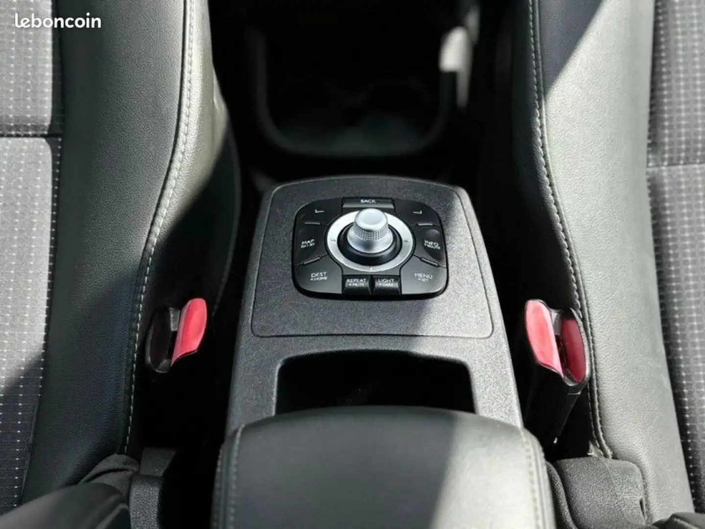 Renault Scenic III 1.5 DCI 110CH ENERGY DYNAMIQUE ECO² Noir - 2
