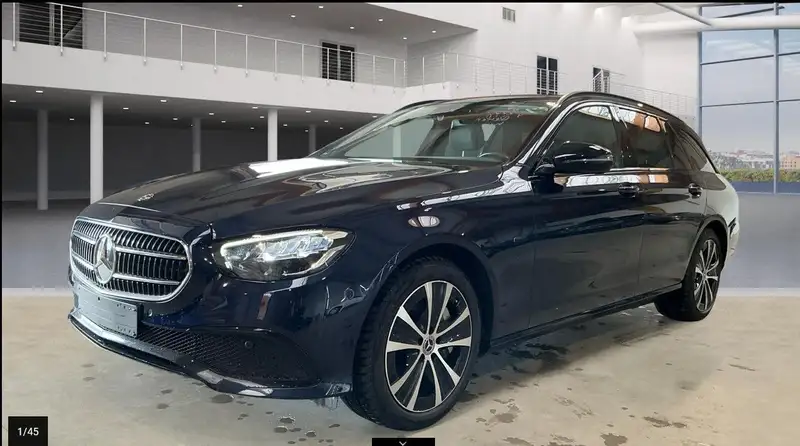 MERCEDES-BENZ Clasa E