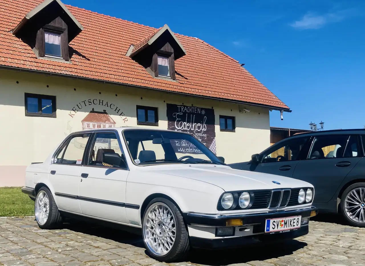 BMW 324d, foto 3