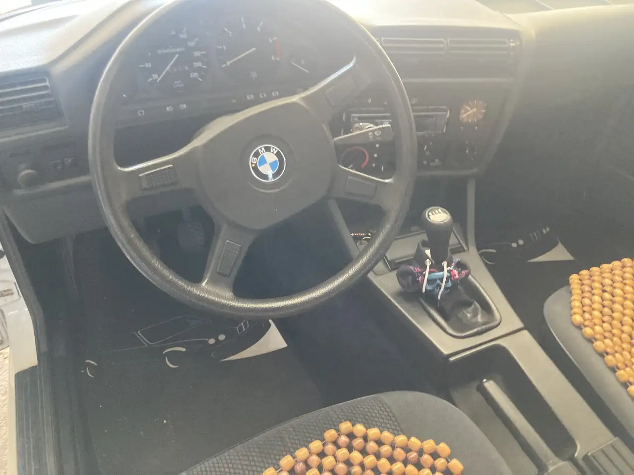 BMW 324d, foto 9