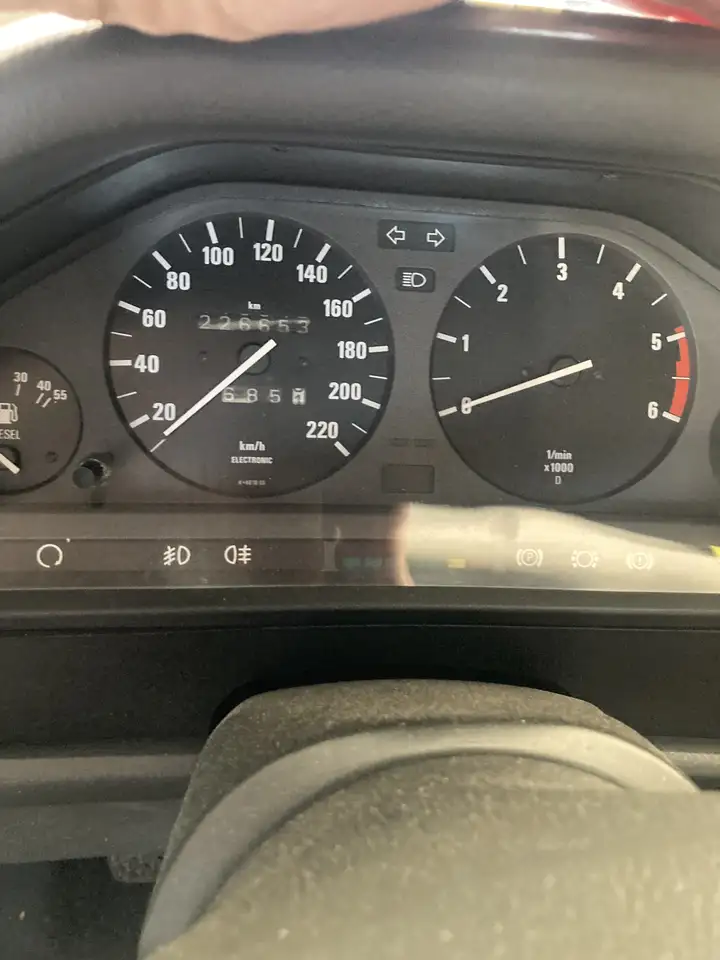 BMW 324d, foto 6