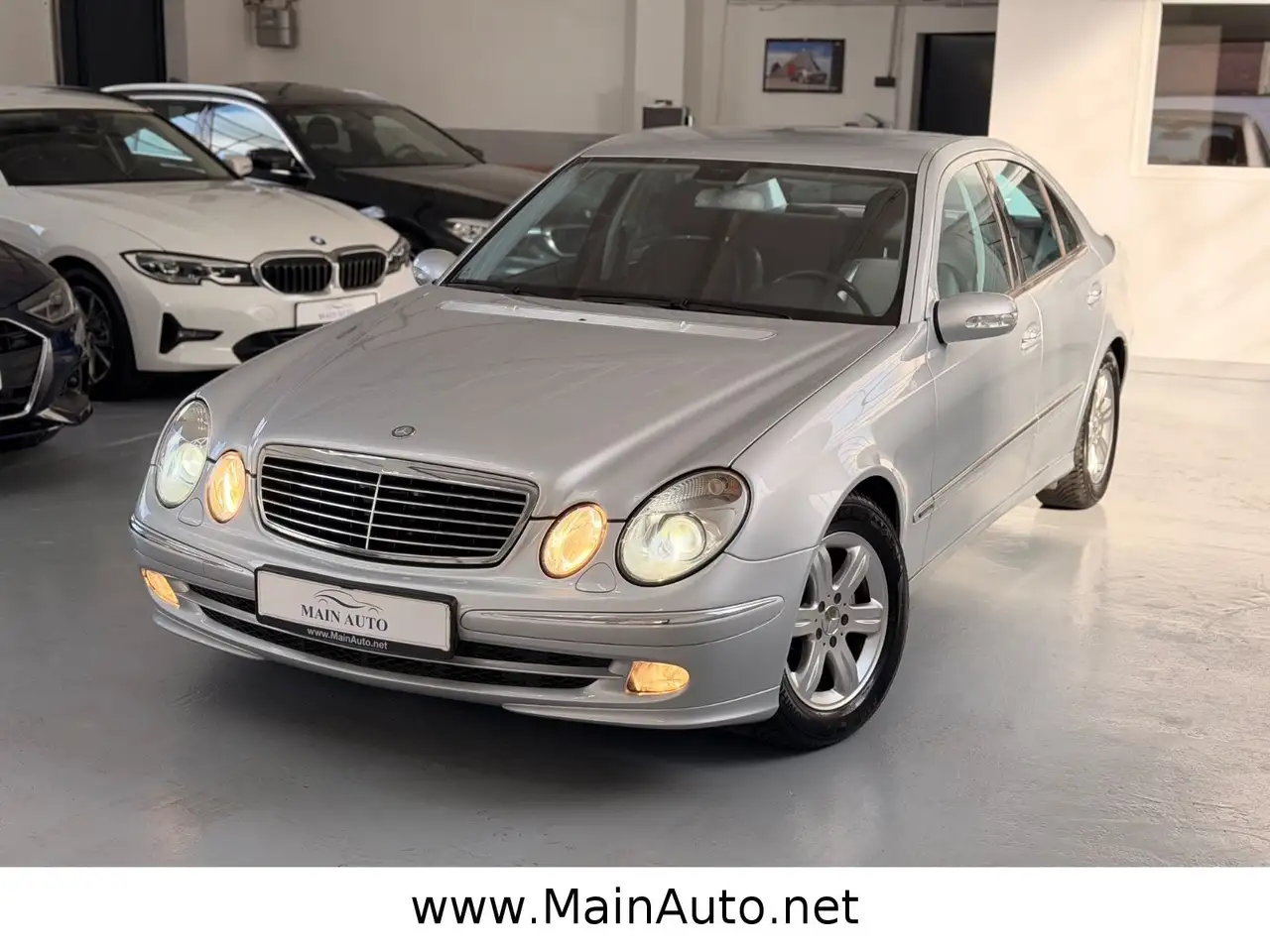 Mercedes-Benz E 200