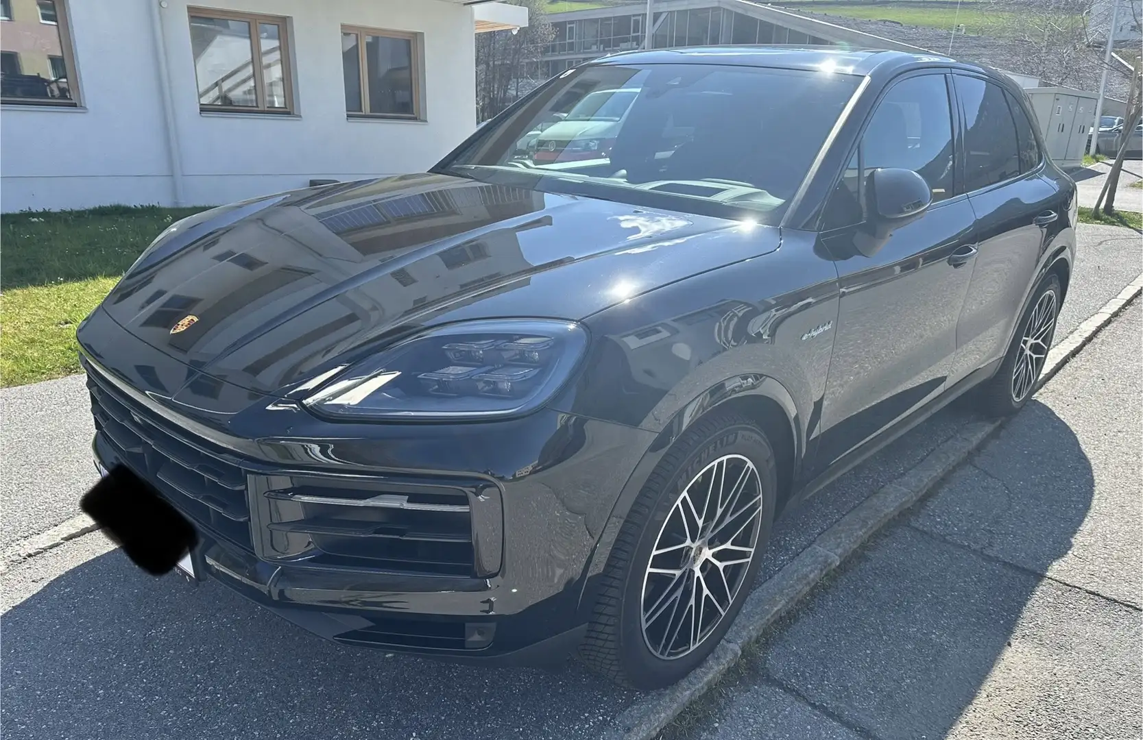 Porsche Cayenne III E-Hybrid PHEV 21,8 kWh Aut. - 1