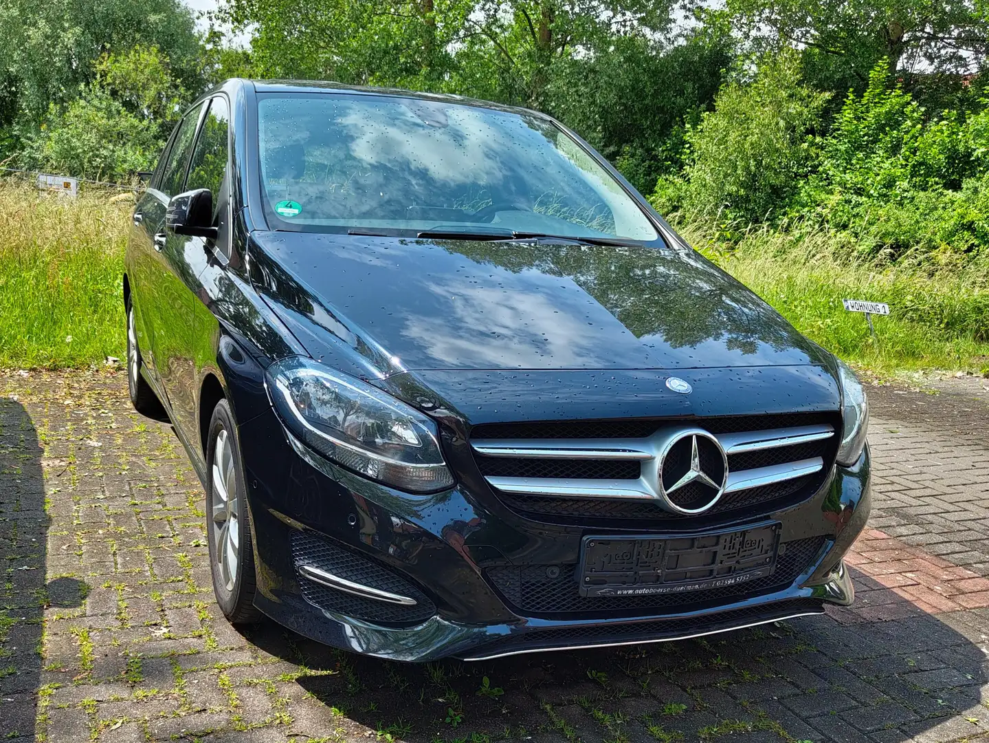 Mercedes-Benz B 180 Urban Style Schwarz - 1
