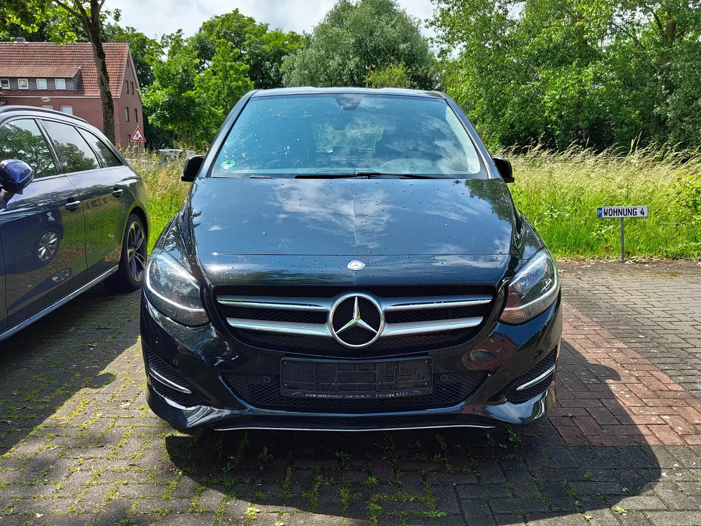 Mercedes-Benz B 180 Urban Style Schwarz - 2