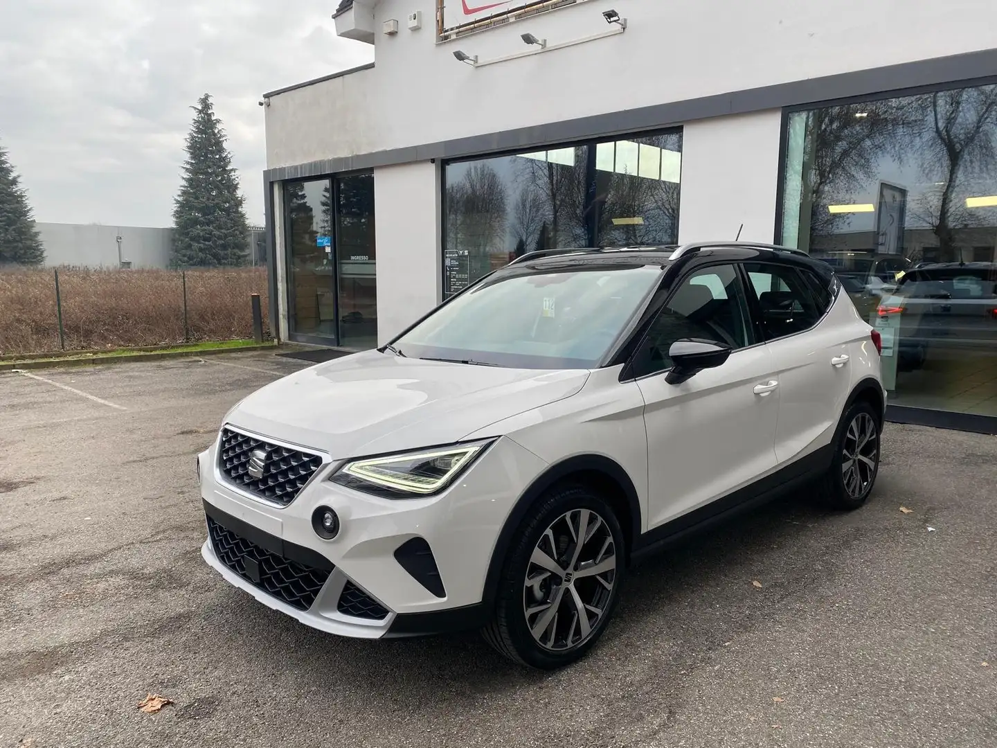 SEAT Arona 1.0 ecotsi Xperience 95cv Bianco - 2