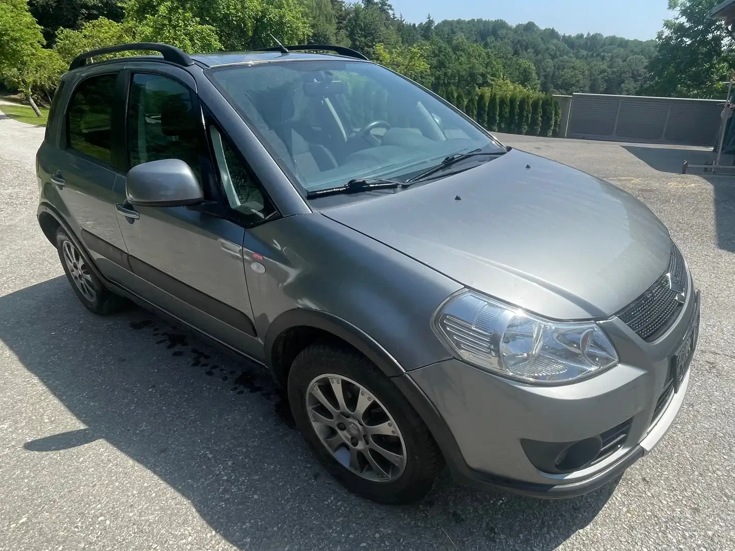 Suzuki SX4 SX4 1,6 VVT GL deluxe+ 4WD GL deluxe+ Gris - 2