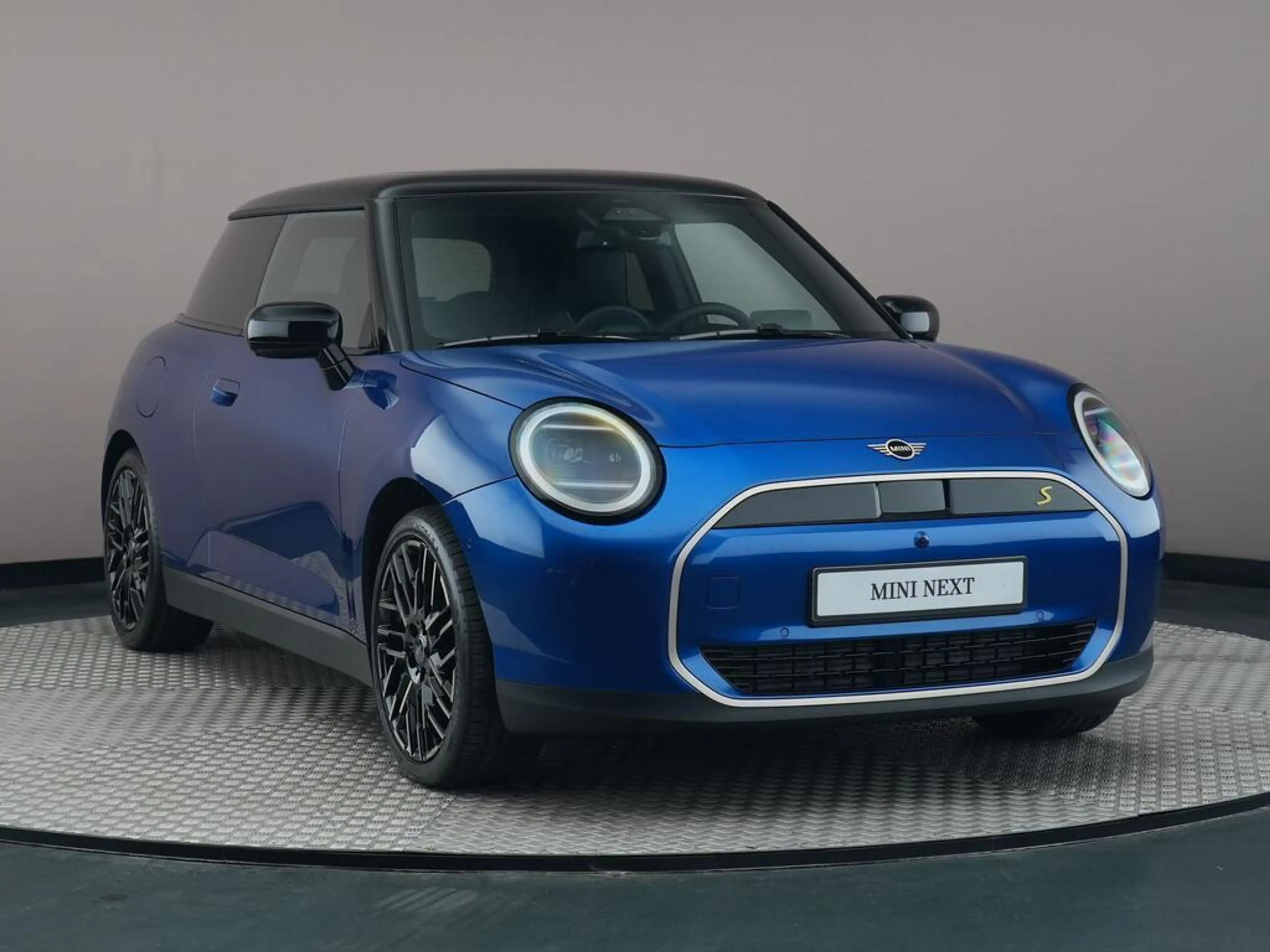MINI Cooper SE 3-Deurs Favoured XL 54.2 kWh — photo 3