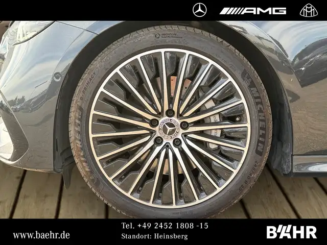Mercedes-Benz E-Class view 6