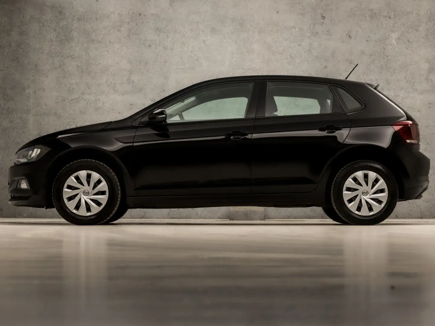 Volkswagen Polo 1.0 Sportline (APPLE CARPLAY, CRUISE, ARMSTEUN, SP Zwart - 2