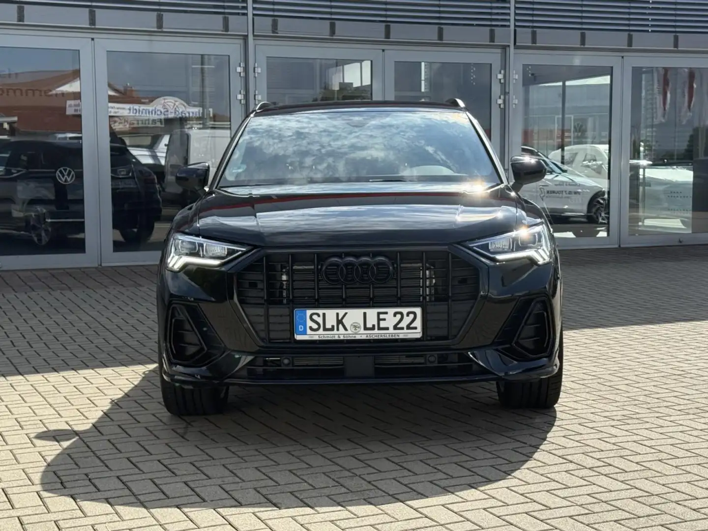 Audi Q3 S line 35 TFSI S tronic TOTW, ACC, NAV, OPTIK Schwarz - 2