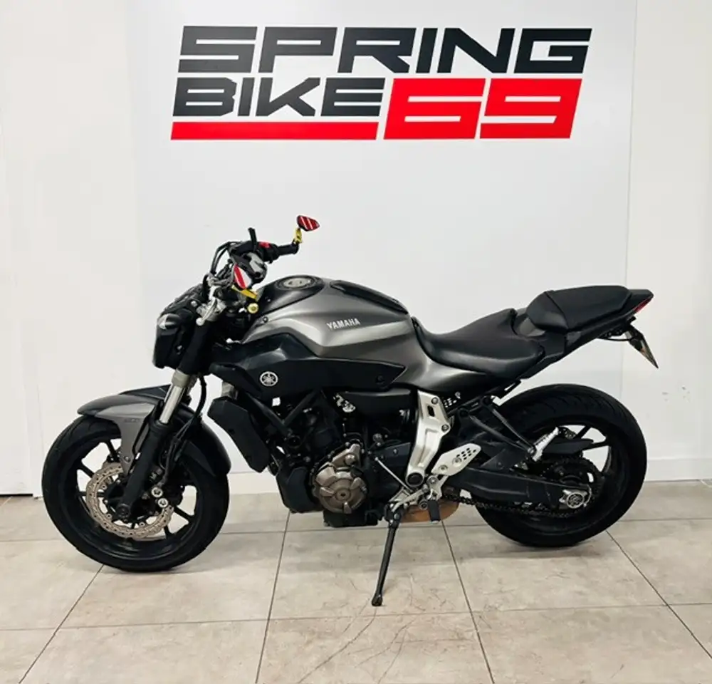 Yamaha MT-07