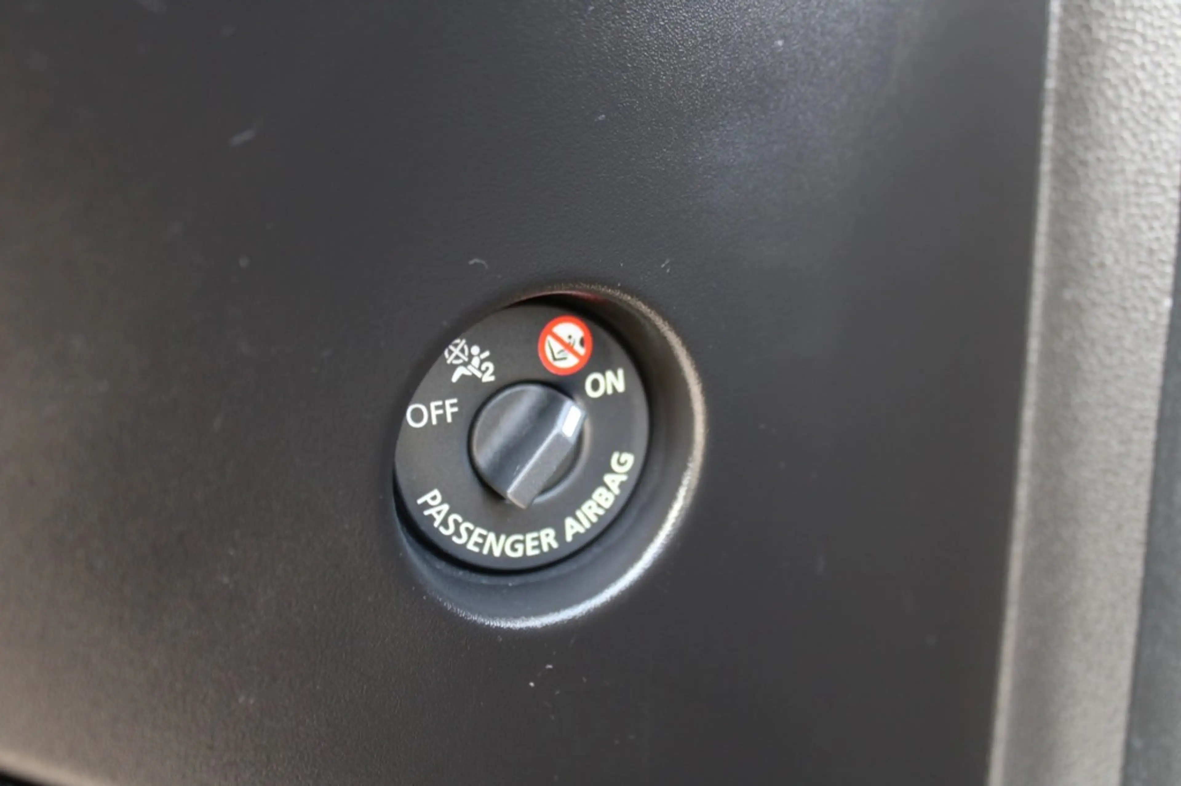 Renault Clio TCe 100 pk Zen — photo 14