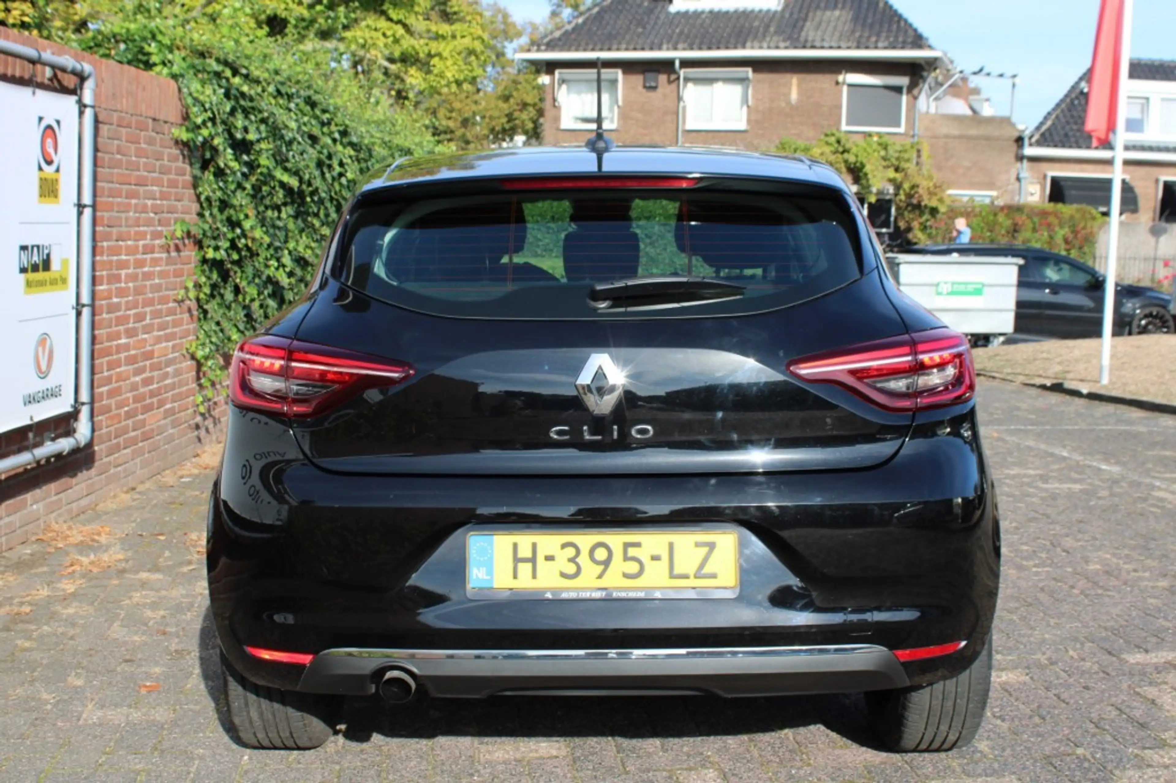 Renault Clio TCe 100 pk Zen — photo 9