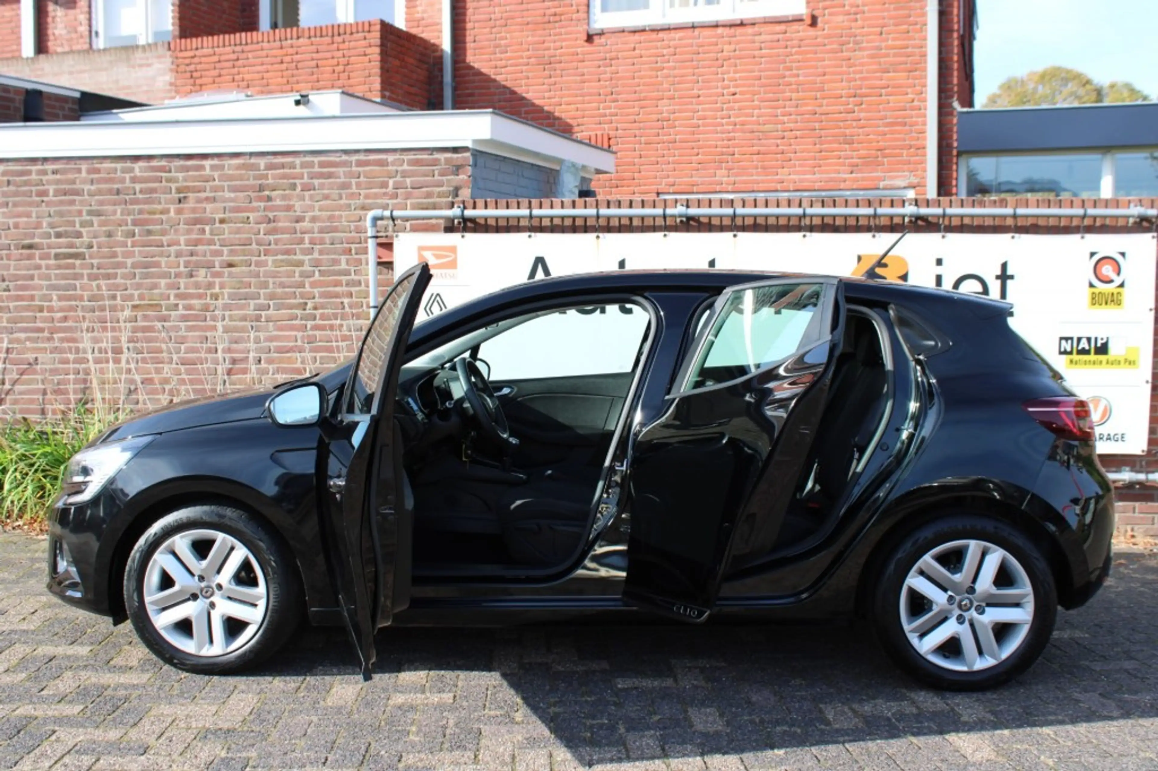 Renault Clio TCe 100 pk Zen — photo 4