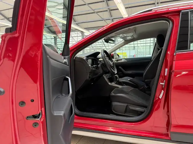 Volkswagen Taigo view 8