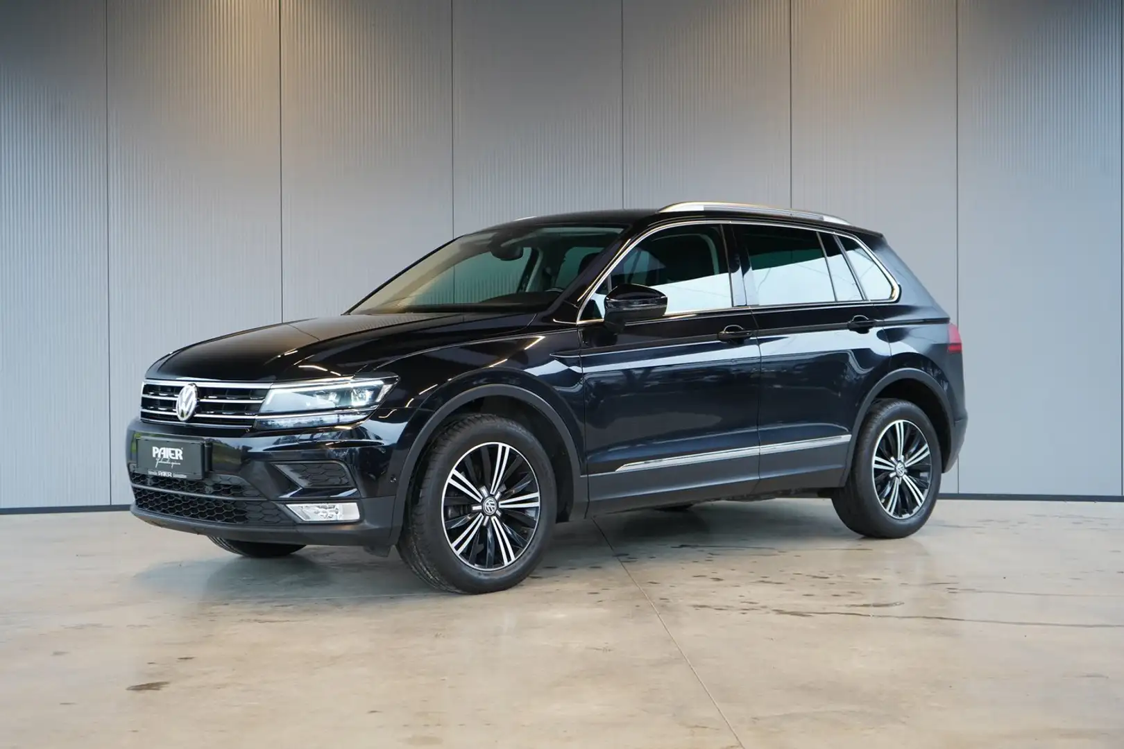 Volkswagen Tiguan Comfortline TDI SCR 4MOTION Schwarz - 1