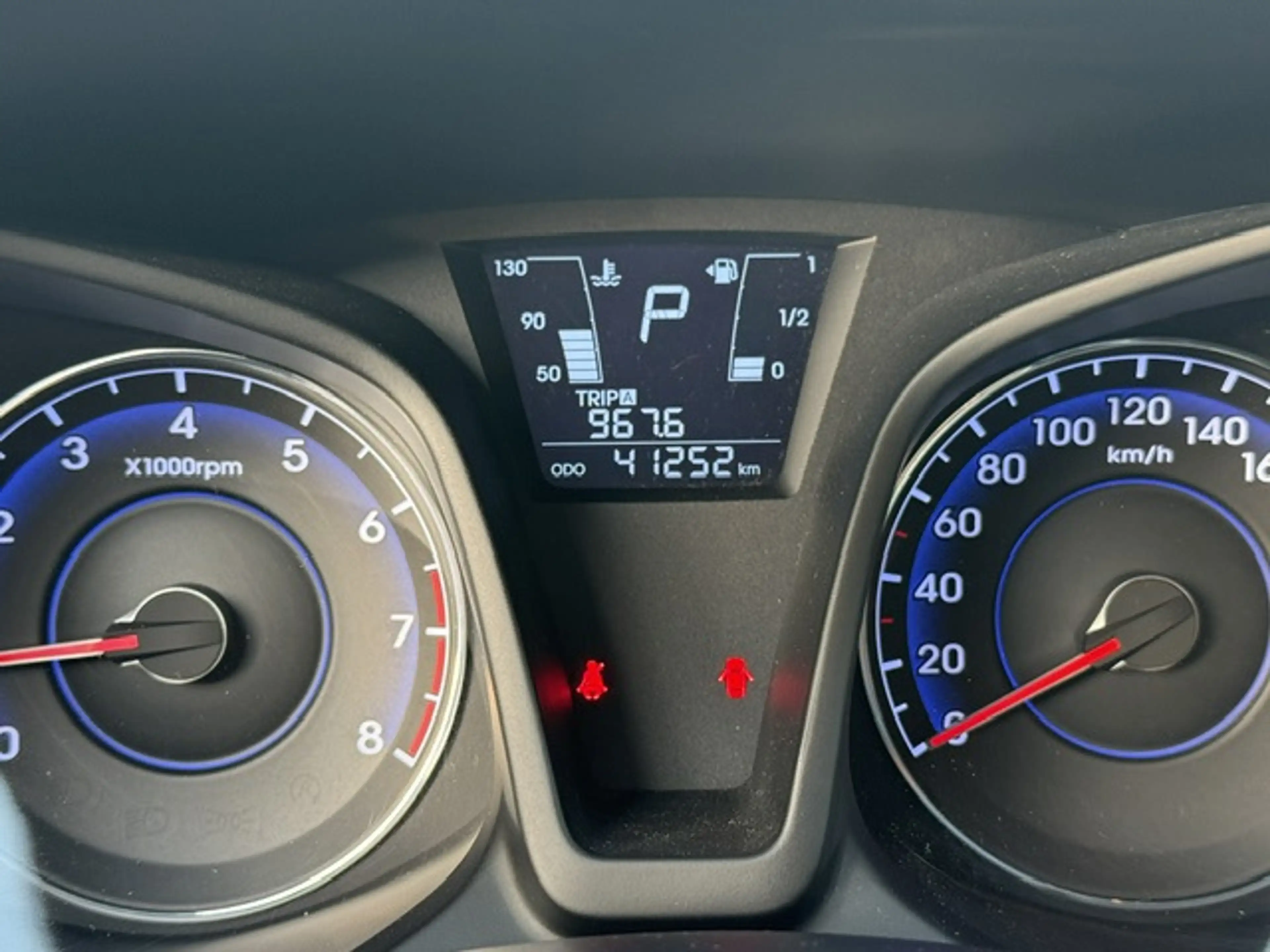 Hyundai iX20 1.6i Go! Stuur- en stoelverwarming , PDC Achter, C — photo 14