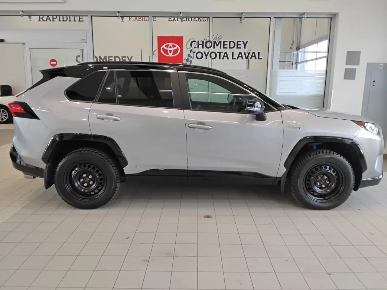 Toyota RAV 4 снимка Toyota RAV 4